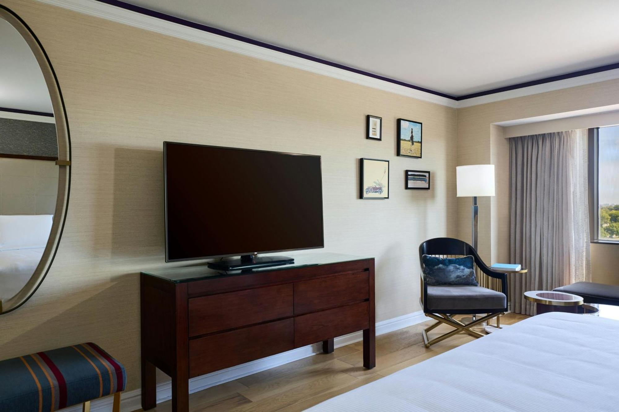 The Henry, Autograph Collection Hotel Dearborn Bagian luar foto